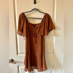 Abercrombie NWT flutter sleeve keyhole mini dress size medium